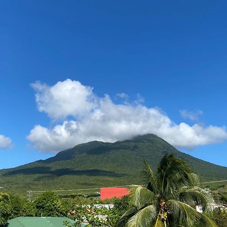 Beverley'S Guest House, Nevis Kültér fotó